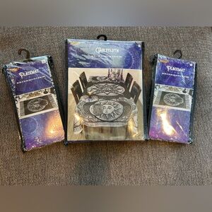 NWT Celestial Tablecloth and Placemat Bundle
